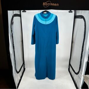 Women’s Vintage Med Vassarette Blue Light Blue Long Robe House Coat Colorblock‎